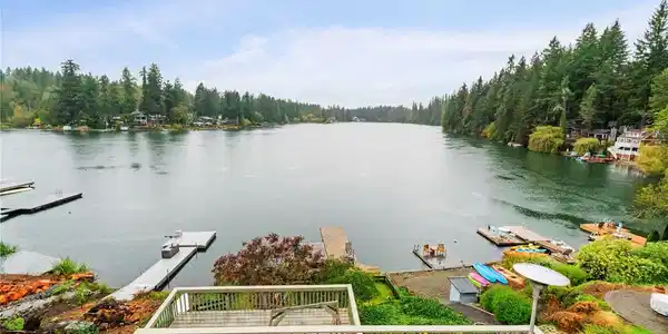 23058 Lake Wilderness S