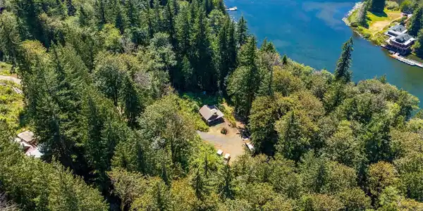 9075 Upper Frost Creek