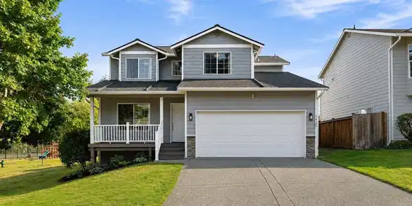 7410 38th NE