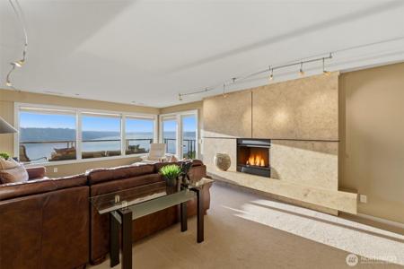 3016 Narrows