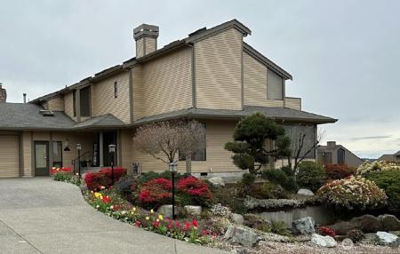 61 Leschi SW