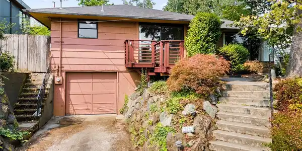 4215 51st S