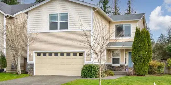 2116 250th SE