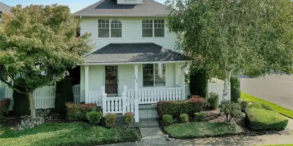 1404 Rooklidge