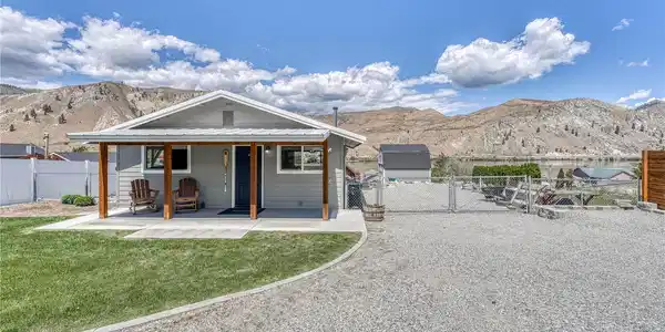 421 Lakeview