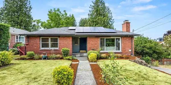 4908 Snoqualmie