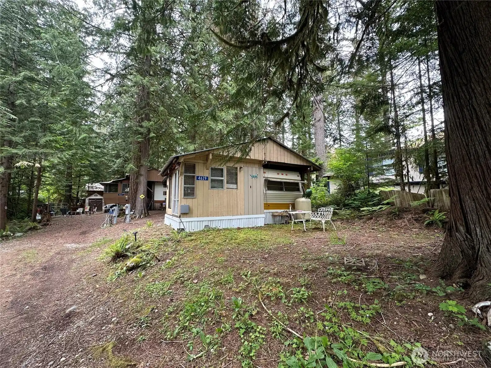 Image 1 Image 1