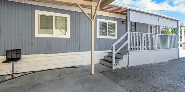 Image 4 Image 4