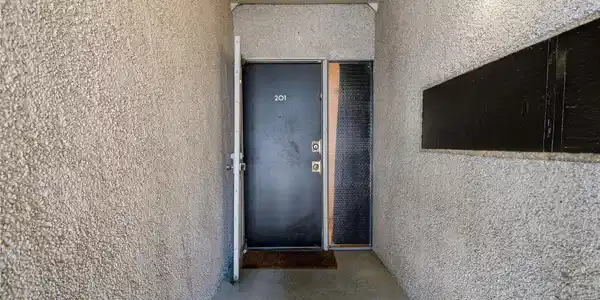 Image 4 Image 4