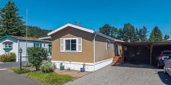 5629 112th E