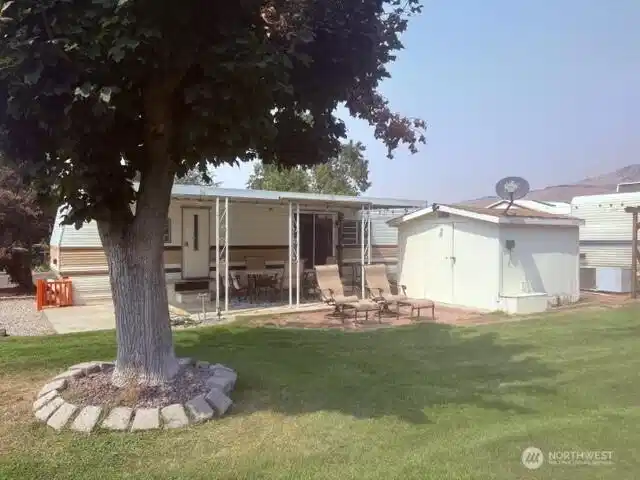 Image 1 Image 1