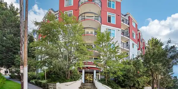 232 Belmont E