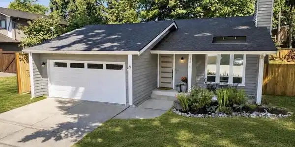 22818 SE 288th