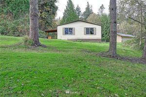 1495 Lake Drive