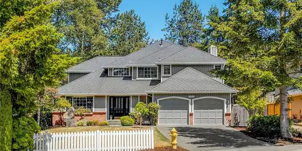 8402 135th SE