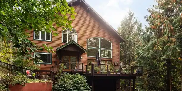 514 Lakeside