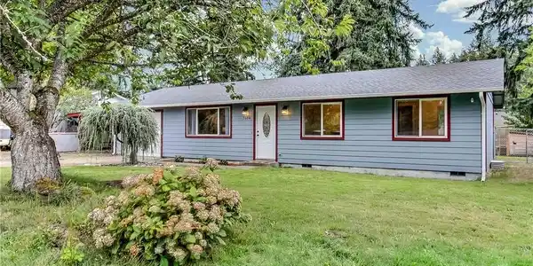 7604 50th SE