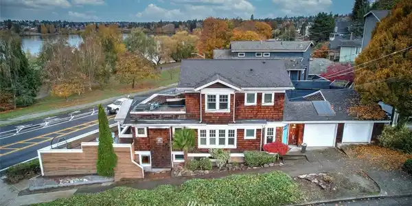 6400 Green Lake N