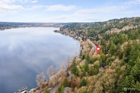 22 XX East Lake Sammamish NE