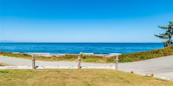 562 Pebble Beach