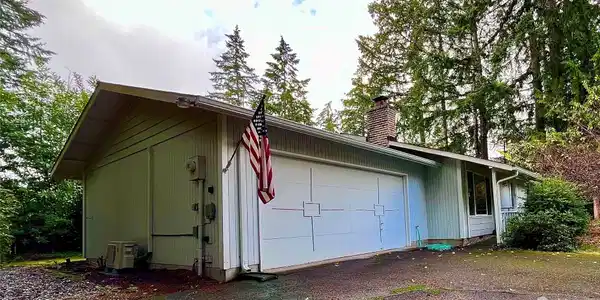 71 Lakeland