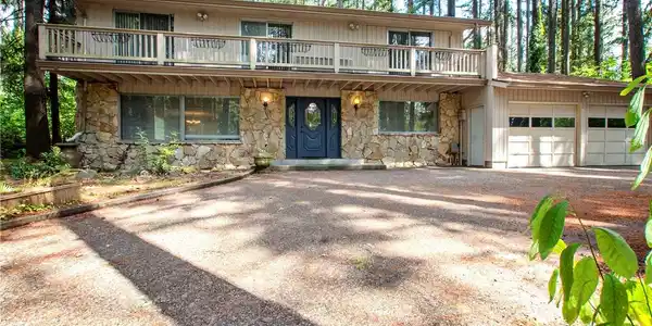 Ken Lake Drive SW