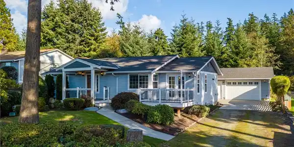 428 Stirling Drive