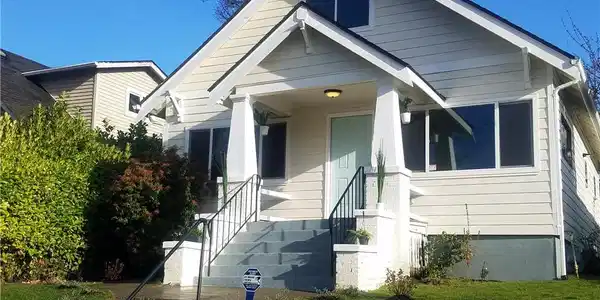 2313 S Cushman Avenue