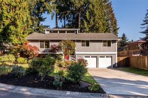 18718 SE 44th Street