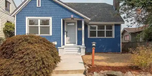 8032 Brooklyn NE