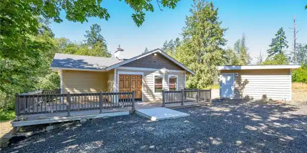 19221 Whiteman Cove SW