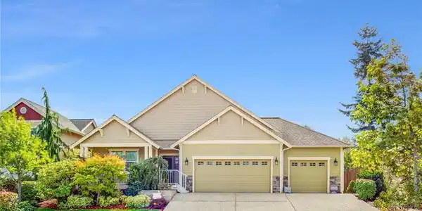 2811 Fairway Point