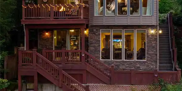 23004 Lake Wilderness S