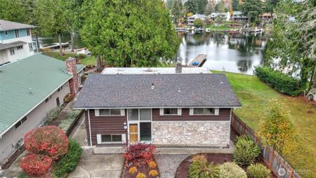 31430 Lake Morton SE