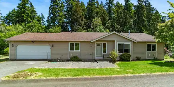 7706 179th Avenue Pl E