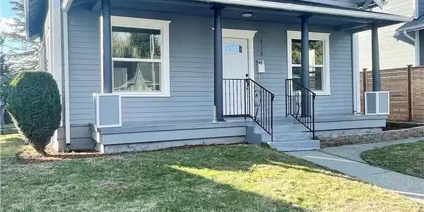 2118 Wilkeson