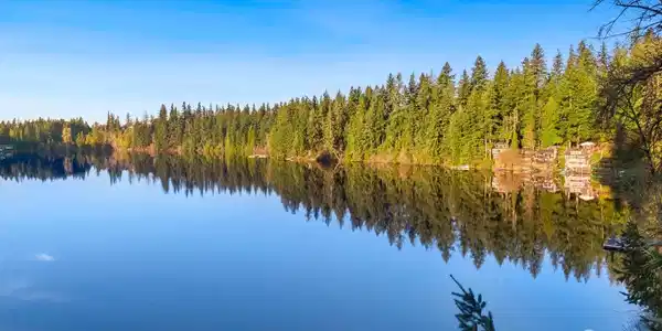 23012 Lake Wilderness S