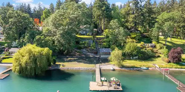 11521 Gravelly Lake SW