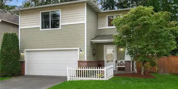 2011 251st Place SE