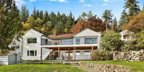 2301 Northshore