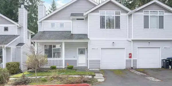 6843 47th SE