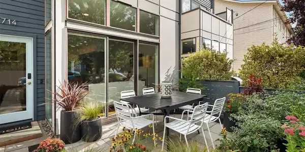 5714 28th NW