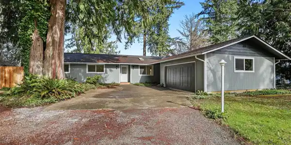 4132 60th SW