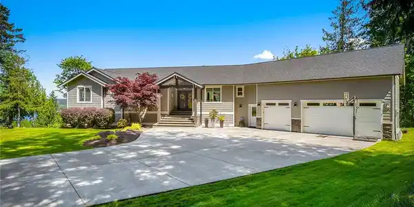 2517 Lake Whatcom Boulevard