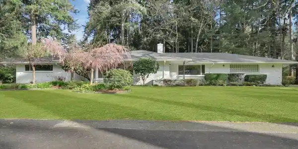 12621 Gravelly Lake SW