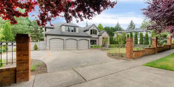19234 Normandy Park Drive SW