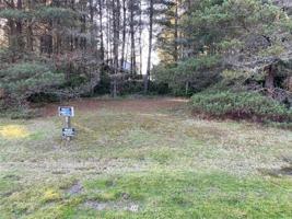 613 Woodland Loop NE