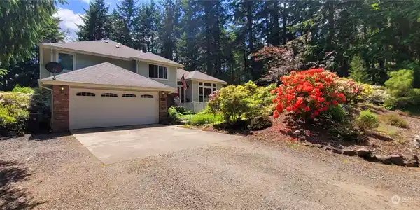 2252 Cloquallum