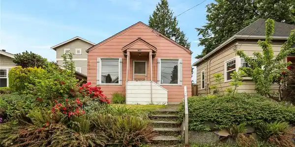 721 N 74th Street