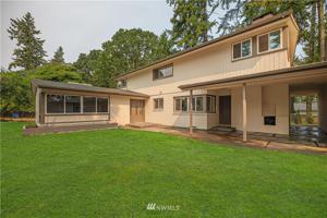 9614 Maple SW